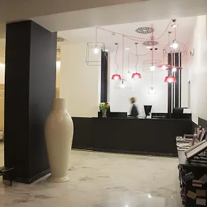 4* Отель Ih Puccini