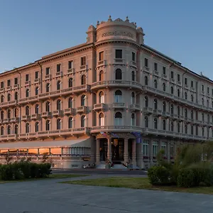 Grand Principe Di Piemonte 5* Виареджо